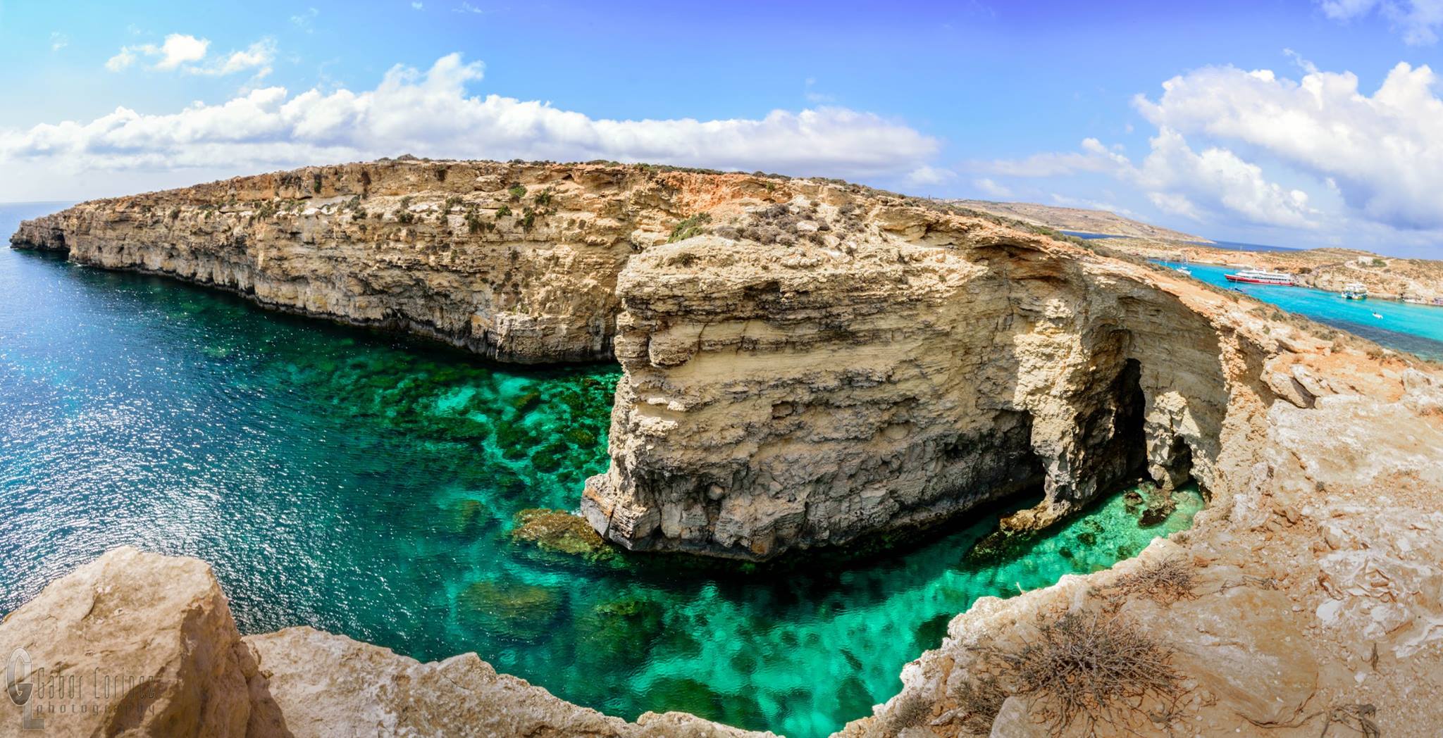 Cominotto Island — photo
