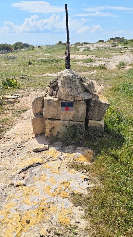 Ta' Ċenċ Cliff — photo