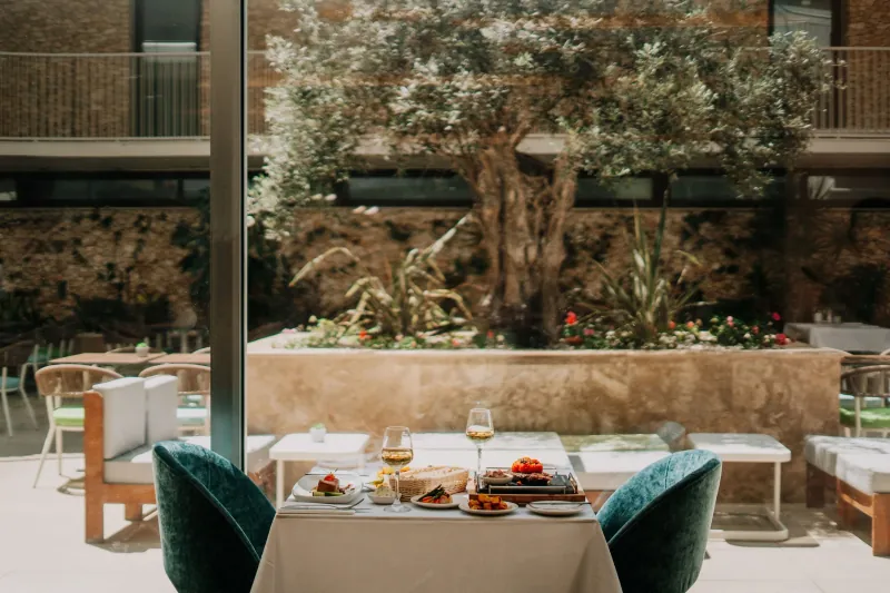 REEF HOTEL & SPA — photo